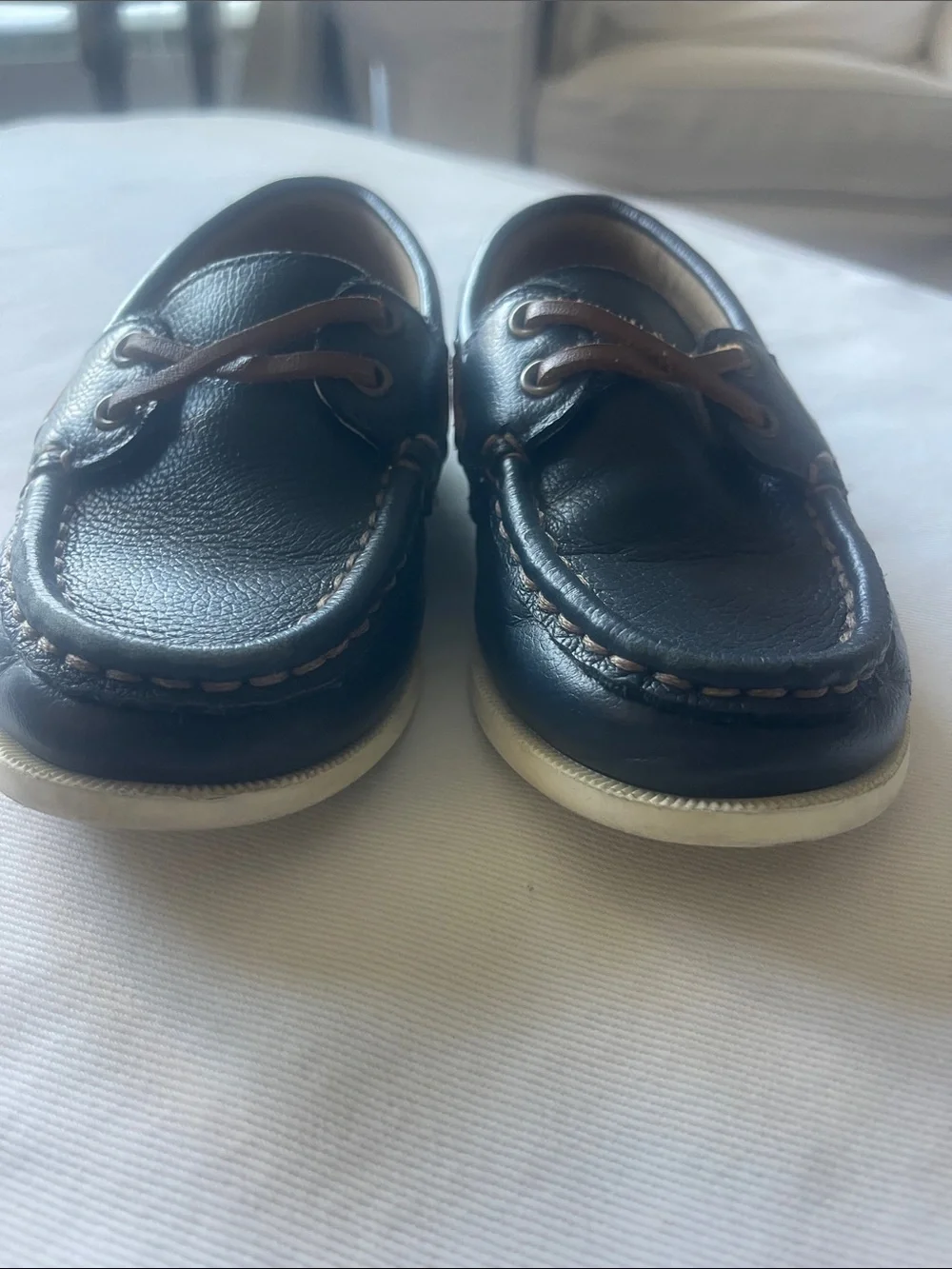Janie and Jack Boys size 10 Navy Leather Toddler  Boat Shoes with Tan Laces